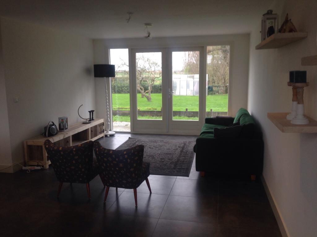 Suite School 15 A Zonnemaire Zimmer foto