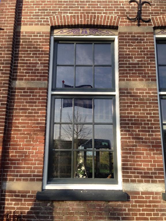 Suite School 15 A Zonnemaire Zimmer foto
